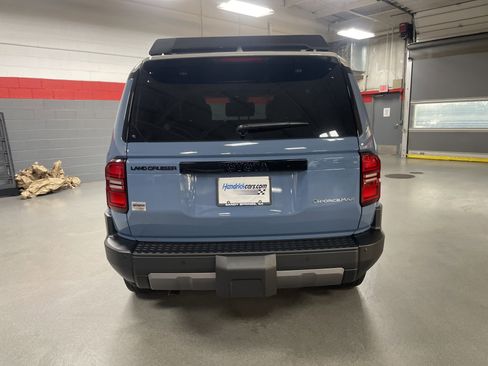 Used 2026 Toyota Land Cruiser image 9