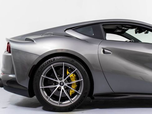 Certified 2020 Ferrari 812 Superfast image 17