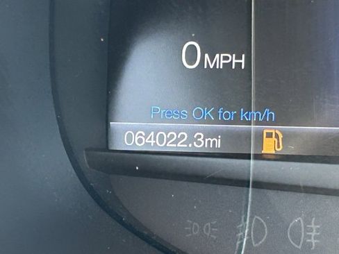 Used 2022 Ford Edge Titanium image 19