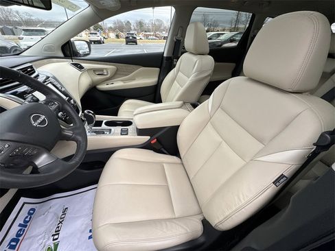 Used 2024 Nissan Murano SL image 11