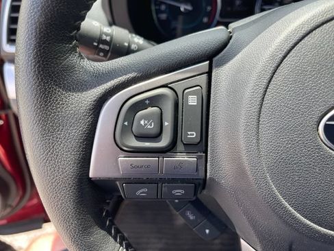 Used 2018 Subaru Forester 2.5i Touring AWD/4WD image 32