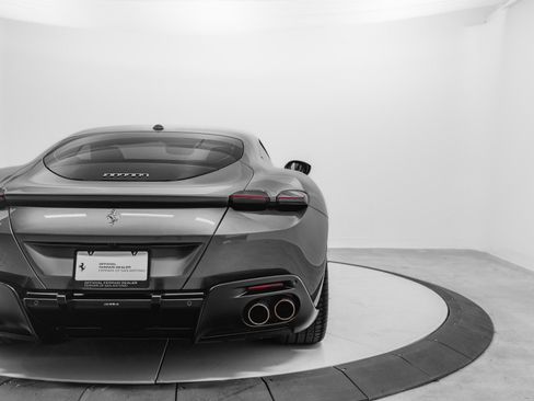 Certified 2022 Ferrari Roma Base image 95