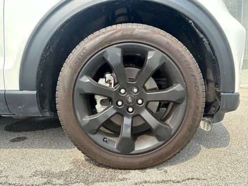 Used 2024 Ford Explorer ST-Line w/ Class IV Trailer Tow Package AWD/4WD image 33