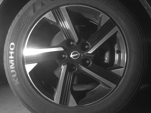 Used 2025 Nissan Sentra SV image 13