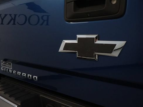 Used 2018 Chevrolet Silverado 1500 LT w/ All Star Edition AWD/4WD image 7