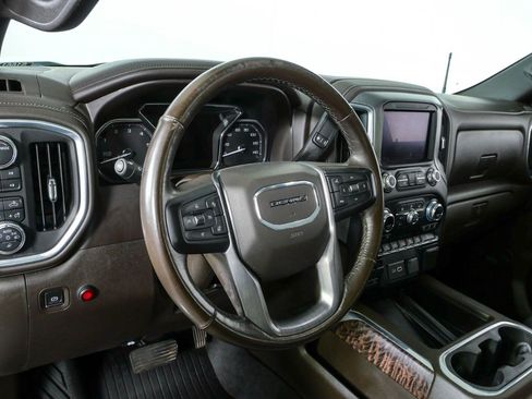Used 2021 GMC Sierra 1500 Denali w/ Driver Alert Package II AWD/4WD image 5