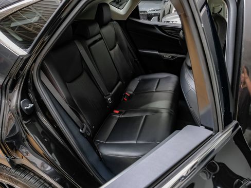 Used 2024 Lexus NX 250 FWD image 39