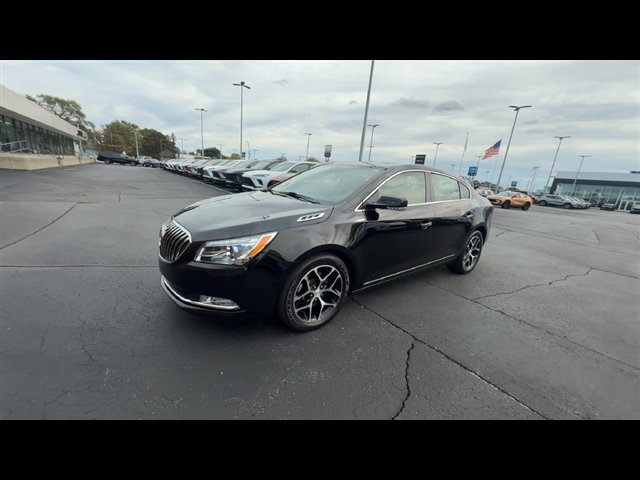 Used 2016 Buick LaCrosse Sport Touring w/ Experience Buick Package FWD image 4