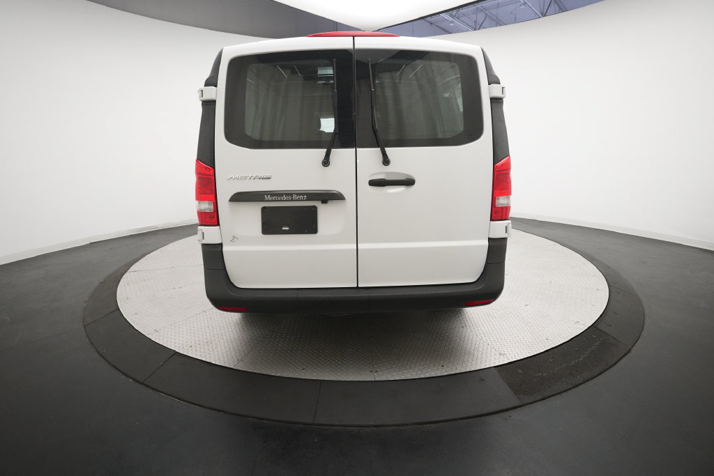 Used 2017 Mercedes-Benz Metris image 22
