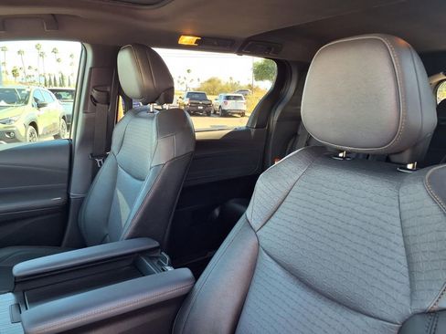 Used 2024 Toyota Sienna XLE Woodland Edition image 29