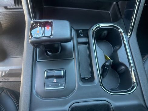 Used 2024 GMC Sierra 1500 AT4 w/ AT4 Premium Package image 29