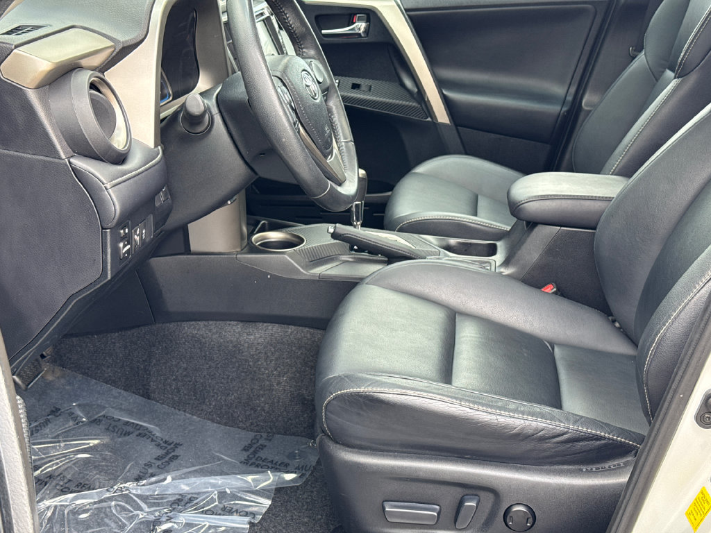 Used 2013 Toyota RAV4 Limited FWD image 9