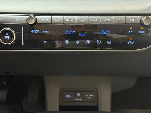 New 2027 Hyundai Ioniq 5 SE RWD image 16
