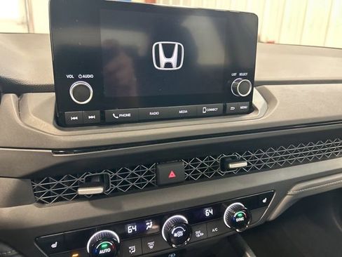 Certified 2023 Honda Accord EX image 23