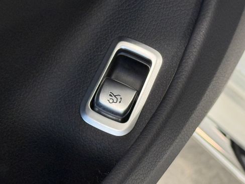 Used 2020 Mercedes-Benz S 63 AMG 4MATIC Sedan image 20