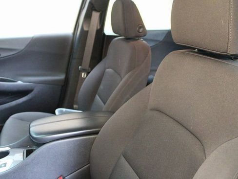 Used 2022 Chevrolet Malibu LT image 15
