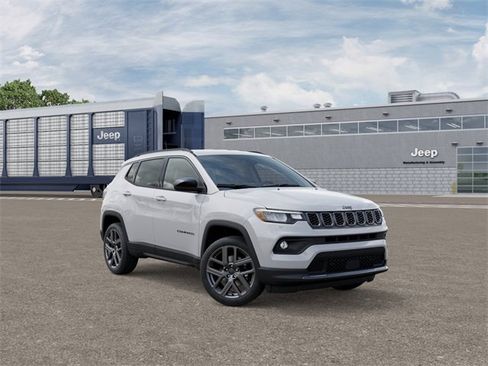 New 2026 Jeep Compass Latitude image 3