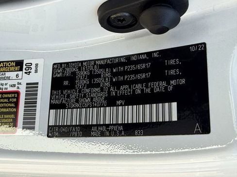 Used 2023 Toyota Sienna LE FWD image 34