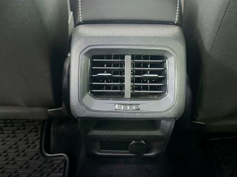Used 2022 Volkswagen Tiguan S FWD image 27