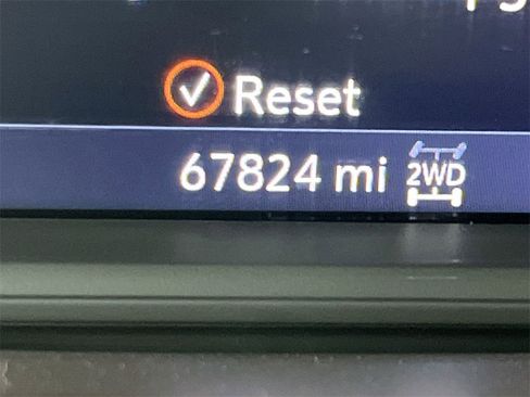 Used 2019 GMC Sierra 1500 SLT w/ SLT Premium Package image 33