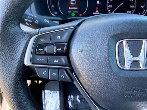 Used 2022 Honda Accord LX image 24