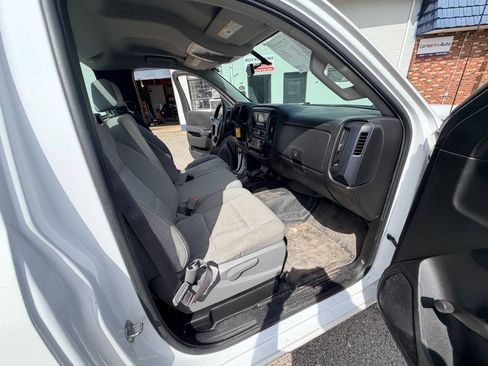 Used 2017 Chevrolet Silverado 1500 W/T w/ Trailering Package AWD/4WD image 33