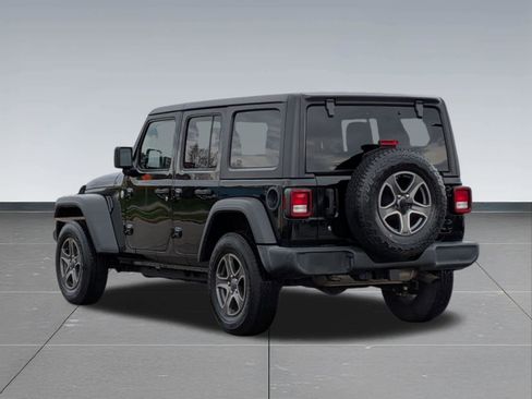 Used 2018 Jeep Wrangler Unlimited Sport S AWD/4WD image 5
