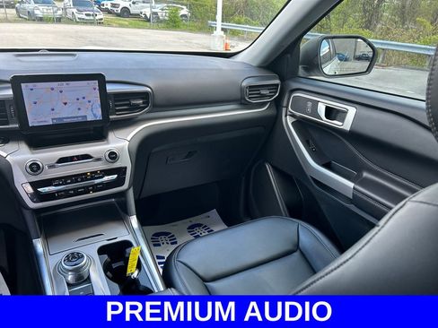 Used 2023 Ford Explorer XLT w/ Equipment Group 202A image 11