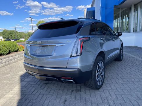 Used 2024 Cadillac XT5 Sportv w/ Technology Package AWD/4WD image 5