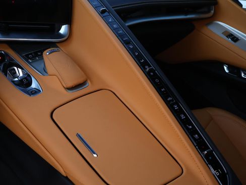 Used 2024 Chevrolet Corvette Stingray Preferred Cpe w/ Z51 Performance Package image 25