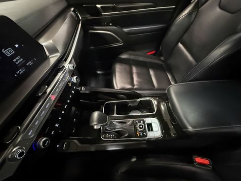 Used 2025 Kia Telluride S AWD/4WD image 83