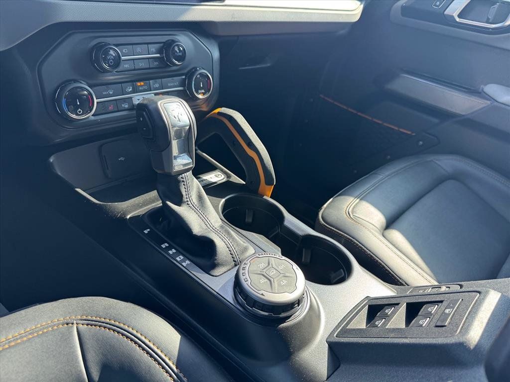 Used 2022 Ford Bronco Badlands AWD/4WD image 17