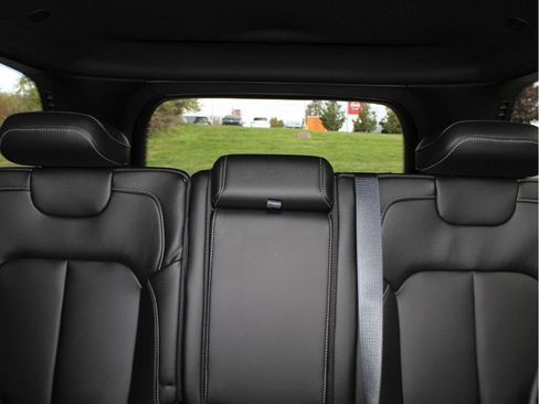 New 2025 Jeep Grand Cherokee Limited w/ Trailer Tow Package image 33