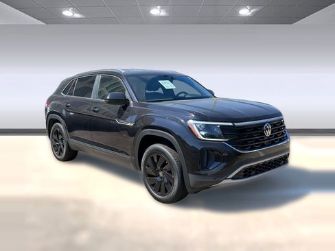 New 2026 Volkswagen Atlas Cross Sport SE image 6