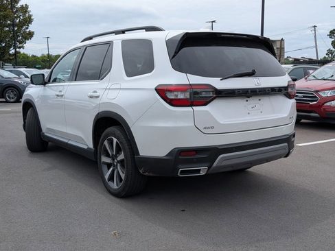 Used 2023 Honda Pilot Elite image 5