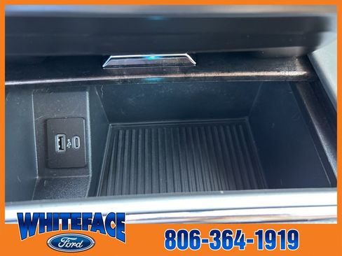 Used 2022 Ford F250 Lariat w/ Lariat Value Package image 31