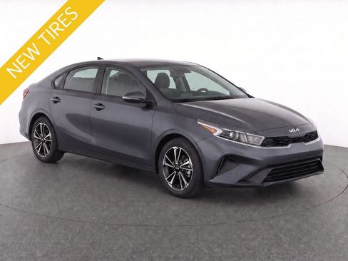 Certified 2023 Kia Forte LXS w/ LXS Technology Package FWD image 2