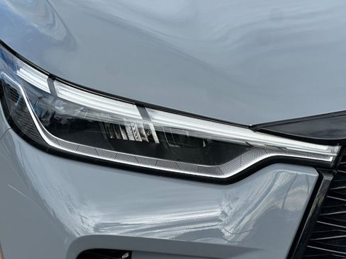 Certified 2025 INFINITI QX60 Luxe w/ Black Edition image 49