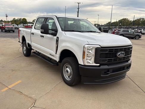 New 2026 Ford F250 XL image 7