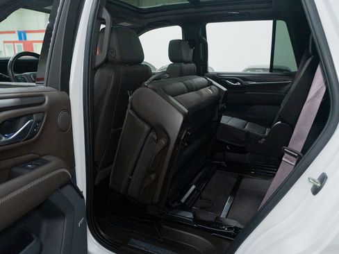 Used 2022 GMC Yukon Denali image 27