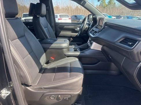 Used 2024 GMC Yukon SLT w/ SLT Luxury Package AWD/4WD image 40