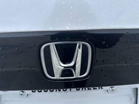 Used 2023 Honda Accord EX image 14