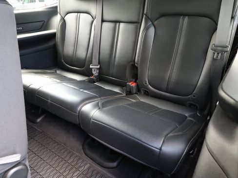 Used 2023 Jeep Wagoneer 4WD image 22