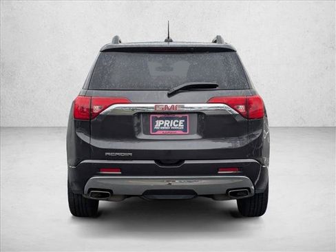 Used 2017 GMC Acadia Denali image 7
