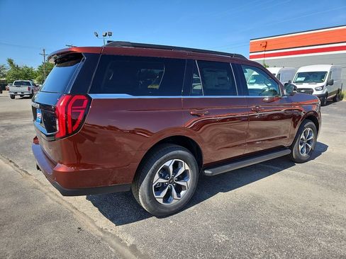 New 2027 Ford Expedition Active RWD image 13