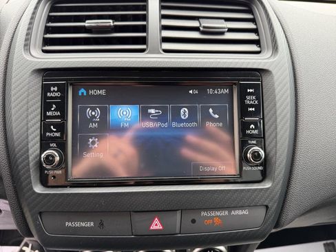 Used 2025 Mitsubishi Outlander Sport ES AWD/4WD image 19