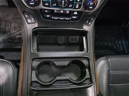 Certified 2019 GMC Yukon Denali w/ Open Road Package image 24