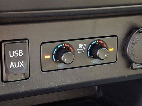 Used 2016 Toyota 4Runner Limited image 25