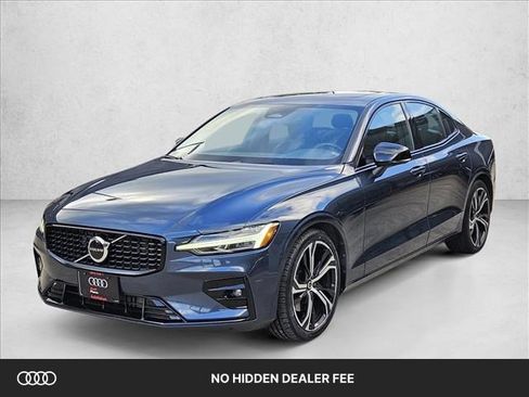Used 2024 Volvo S60 B5 Core FWD image 1