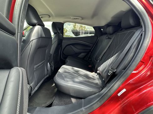 Used 2022 Ford Mustang Mach-E Select image 4